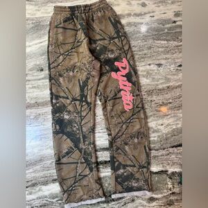 Pythia Camouflage Womens Sweatpants w/ Pink Logo Size Small